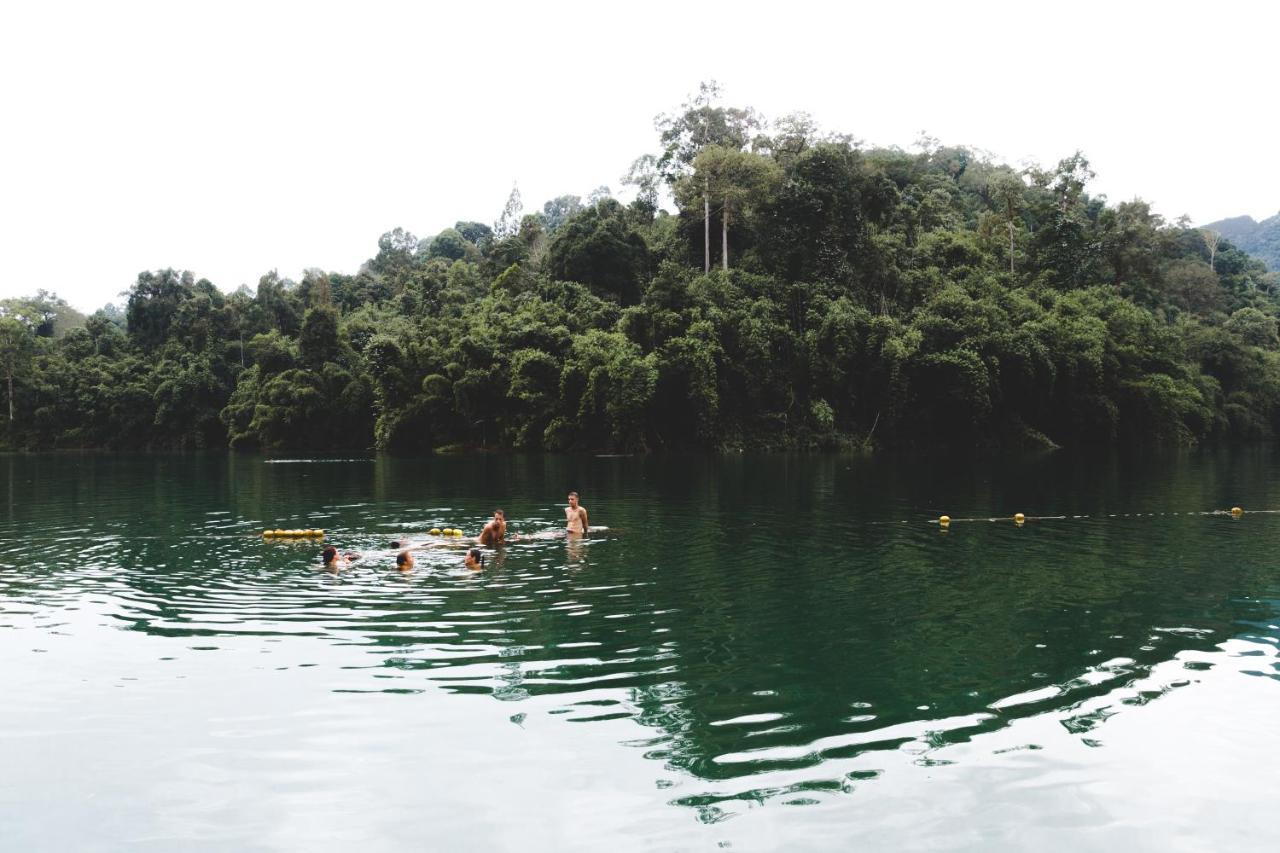Khaosok Secret Hostel Khao Sok National Park Exterior foto